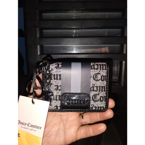 W2. black juicy wallet